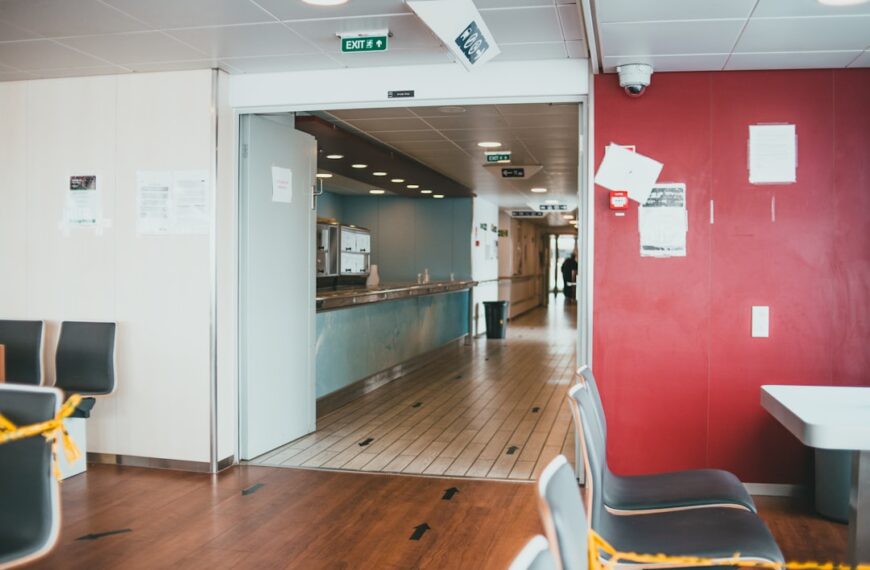 Mobbing w pracy – jak skutecznie reagować w szpitalach i przychodniach medycznych?