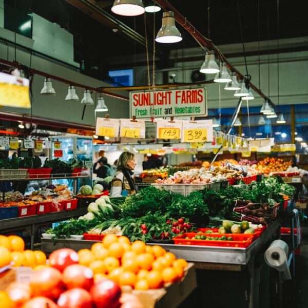 Rozliczenie PIT za 2024 – jak radzą sobie właściciele małych sklepów spożywczych?